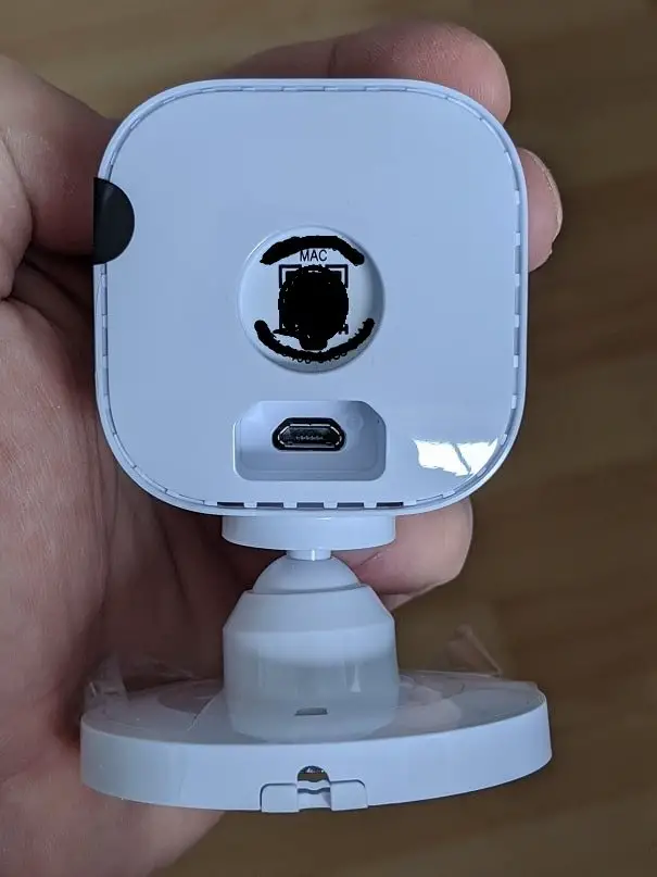 blink mini camera back