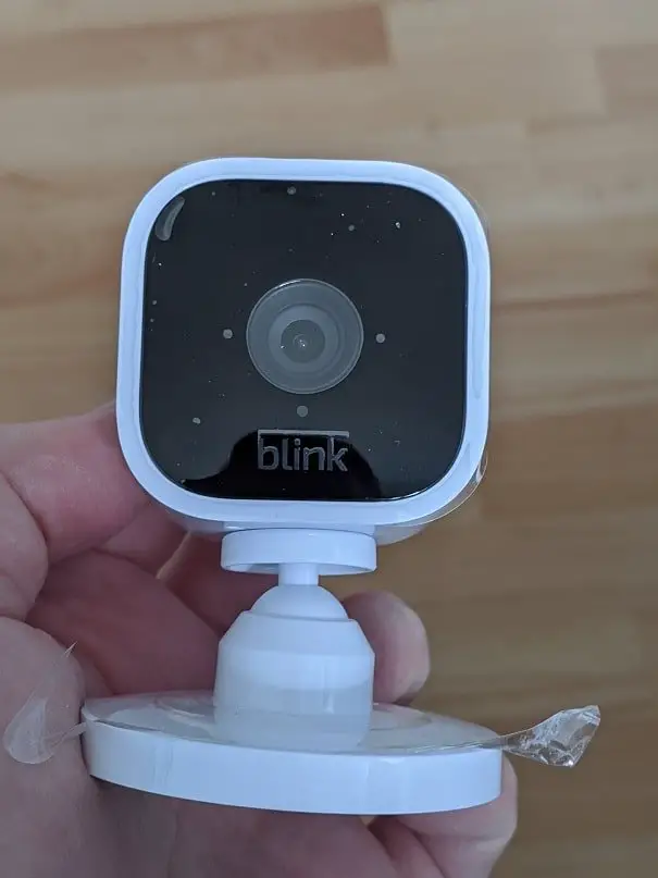 blink mini camera front