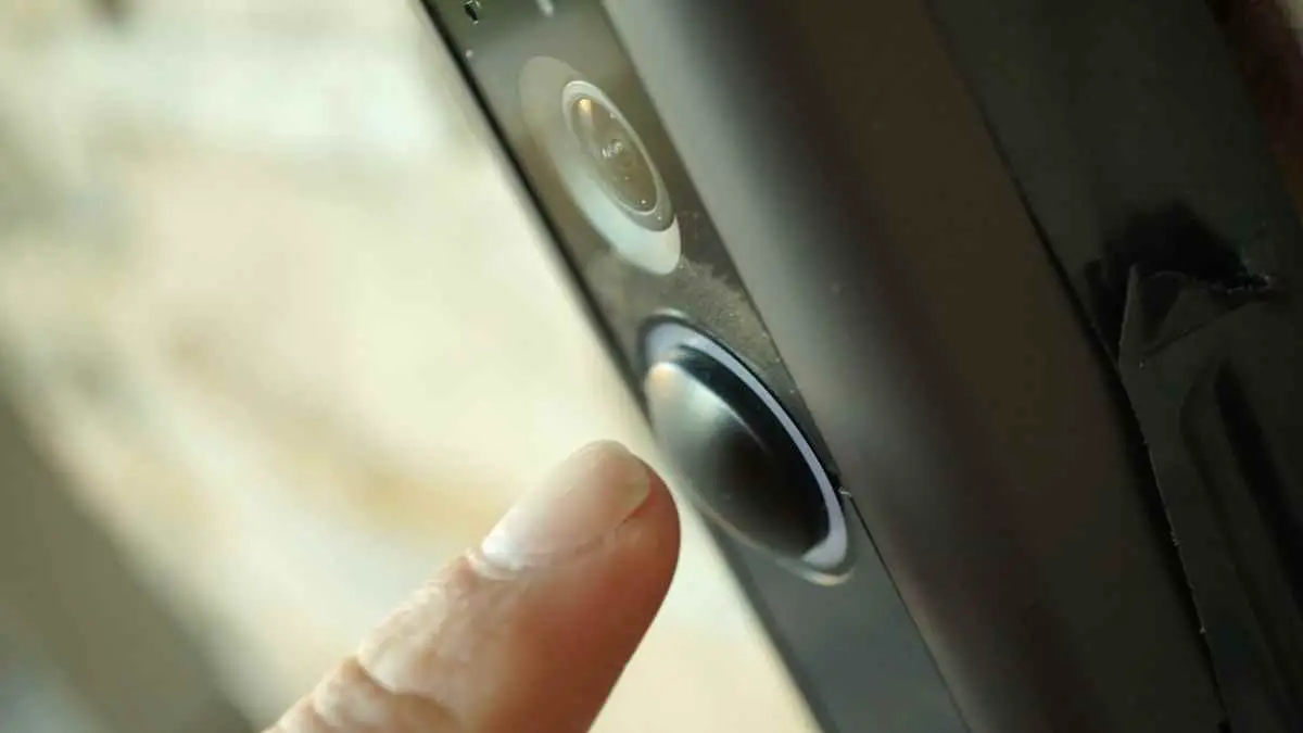 benefits of a smart doorbell